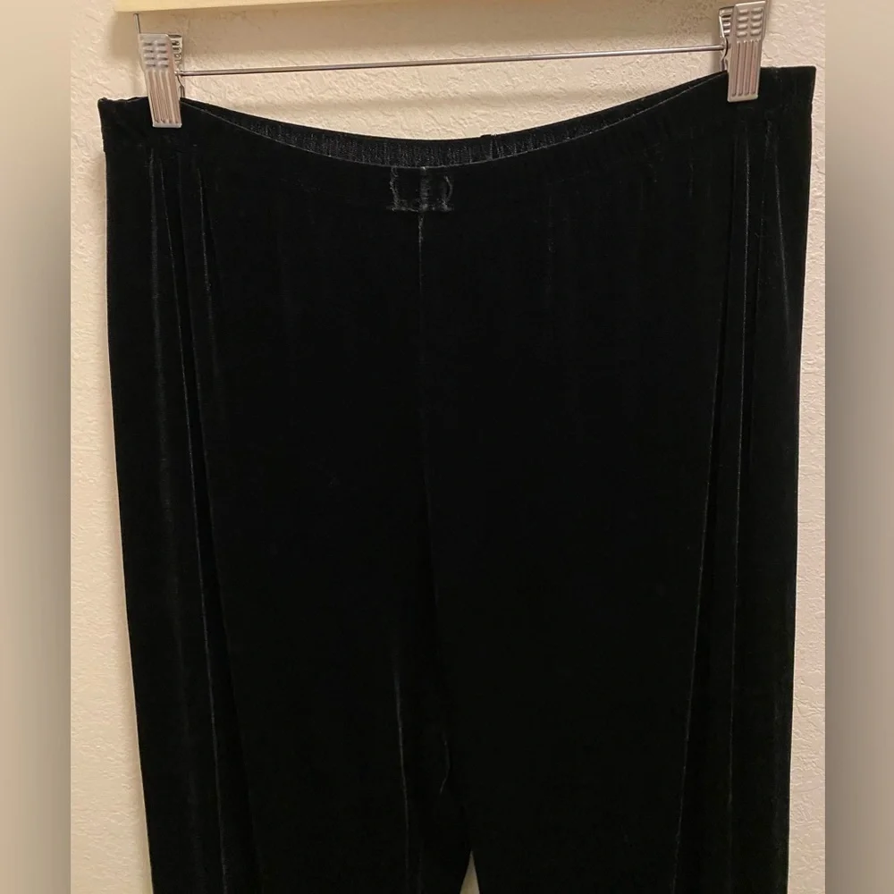 Anthropologie Black Pull On Velvet Pants With Satin Trim At Hem Size L